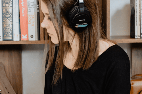 Explore the Benefits of Listening to Audiobooks